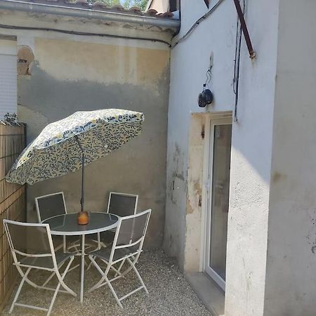 Logement Entier Style Chalet - 1 A 5 Pers - Langon  Buitenkant foto