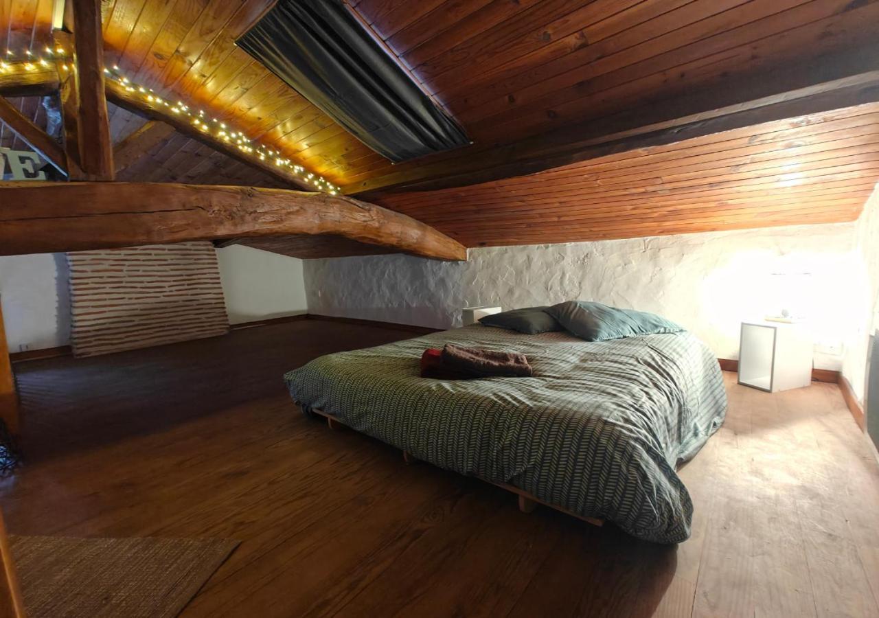 Logement Entier Style Chalet - 1 A 5 Pers - Langon  Buitenkant foto