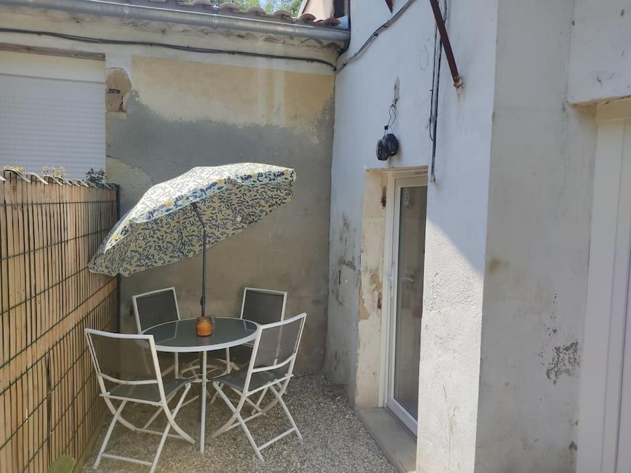 Logement Entier Style Chalet - 1 A 5 Pers - Langon  Buitenkant foto